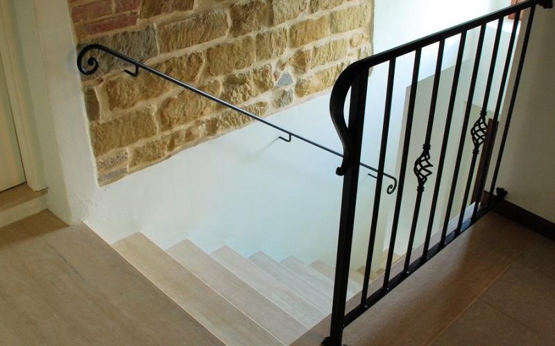 Classic Travertine Stair